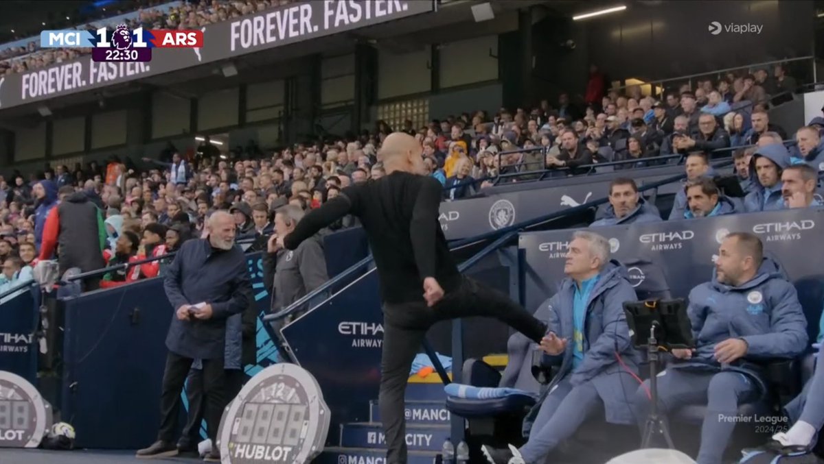 _kabeer's tweet photo. 🤣🤣🤣
#mciars https://t.co/nzKpgz0bMB