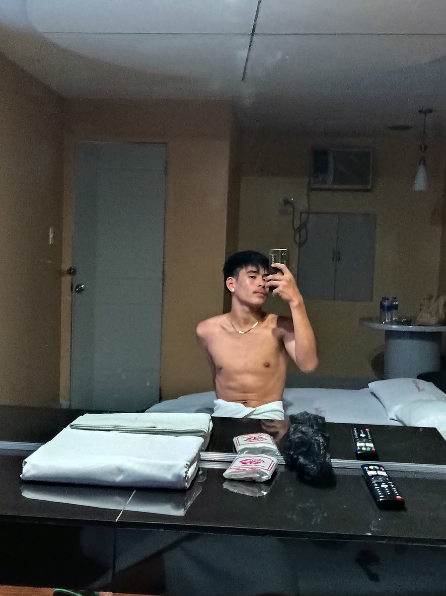itshyuan0's tweet photo. Ber months na halika painit us, available ako day or night. Just dm me or text 09944173918‼️🥵 https://t.co/f2I8zngrcL