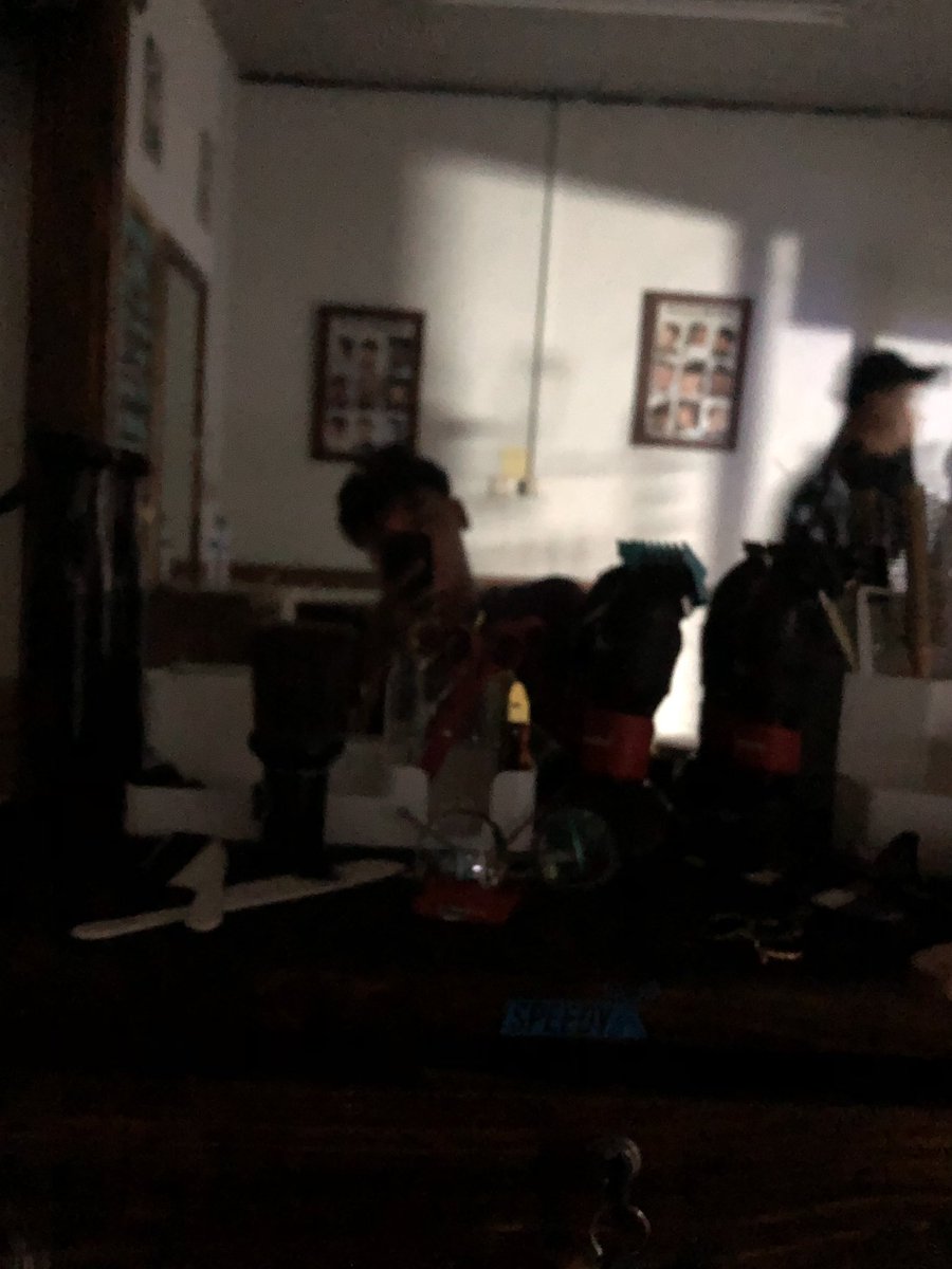 Ada aja dramanya tiap cukur jmbt eh rmbtt, eek