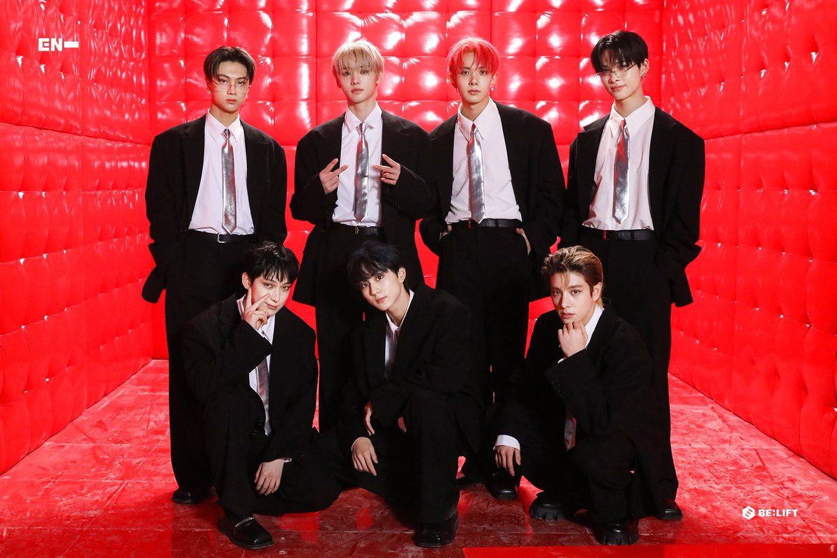 enhypenupdates's tweet photo. Fastest 4th Generation Boy Groups Songs to reach 300M Streams on Spotify:

1. Stray Kids 'MANIAC' — 849 days
2. ENHYPEN 'FEVER' — 982 days
3. ENHYPEN 'Polaroid Love' — 986 days 🆕
4. ENHYPEN 'Drunk-Dazed' — 1,186 days
5. Stray Kids 'God's Menu' — 1,222 days

#PolaroidLove_300MonSpotify #ENHYPEN #엔하이픈 @ENHYPEN_members @ENHYPEN