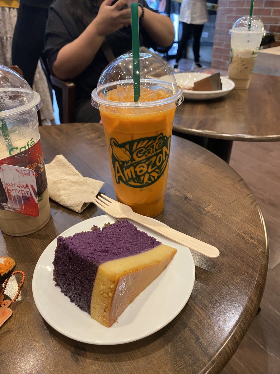 starryfireworks's tweet photo. biglaang cubao trip talaga ang atake ni anteh ngayon kasi nakapunta pa din sa matz cseπ₯Ή @1117CafePH #Headliners_MATZ https://t.co/Bldycys1bF