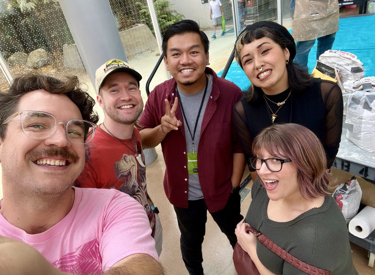 StevenRayMorris's tweet photo. It isn’t a September without #DinoFest @NHMLA. Days with friends, celebrating these beautiful creatures and the vast wide world they lived in. Very excited for Gnatalie’s debut in November! ❤️❤️❤️ https://t.co/L0nGXAerfO