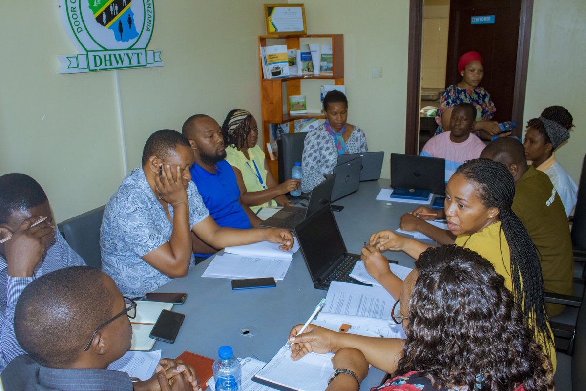 doorofhopetz's tweet image. #DoorofHopetz and #SwissAid Management team gladly and proudly  spent time to review our potential partnership the focus being Partner (DoorofHopetz) Organization Capacity Assessment.
This exercise marks the commencement of second phase of the Gender Project in Southern zone