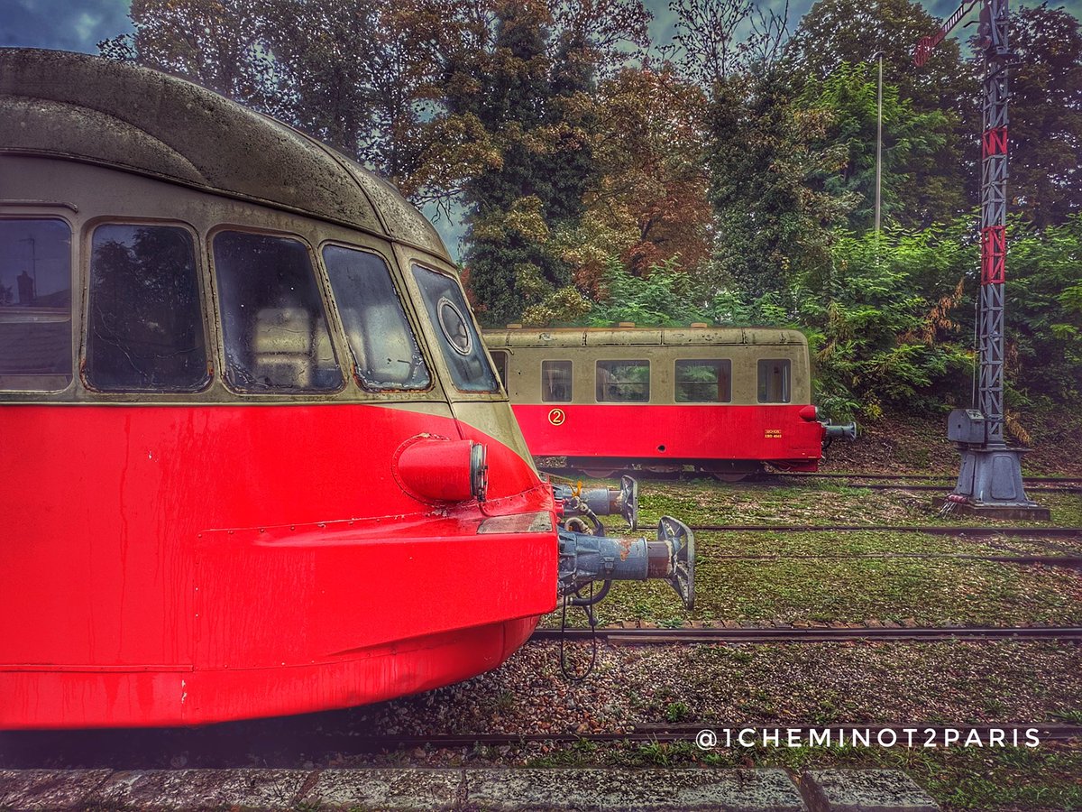 1cheminot2paris's tweet photo. Pour les #JEP2024 je suis aller à la #rencontre des #membres du #CFVE et #ALCA avec le #X4046 j’ai assurer la #traction de #lautorailPicasso entre la #gare de Pacy et de #Breuilpont https://t.co/9hhHHajDRV