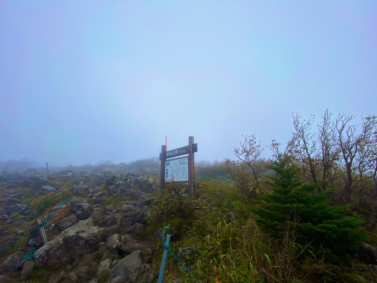 ZEPHYRCS's tweet photo. 【登山記録21】
山:蓼科山(長野県立科町)
標高:2530m
登山口:7号目登山口
山行時間:2時間40分
累積標高:637m

昨年登った北横岳から見た蓼科山に登ってみたくて、天候は悪かったのですがササっと登ってきました。

ガレ場と岩場が最高でした。

山頂は案の定ガスガスでしたので、また再訪します。 https://t.co/pRVHzw5O2F