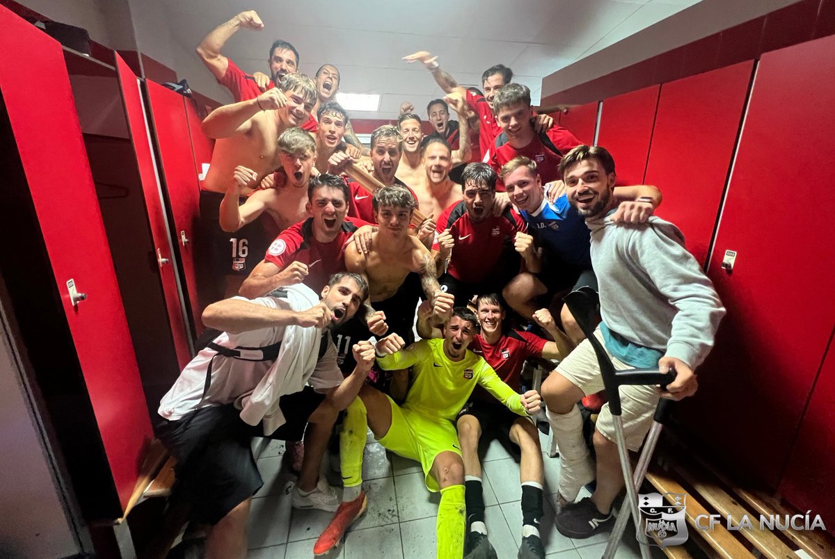 🔴🅒🅕🅛🅝🔴

𝐸𝓈𝓉𝑜𝓈 𝒹𝑜𝓂𝒾𝓃𝑔𝑜𝓈… 😍

#JuguemosAlRojo ♥️

#ADNucía 🧬 
#LaNucíaCiudadDelDeporte