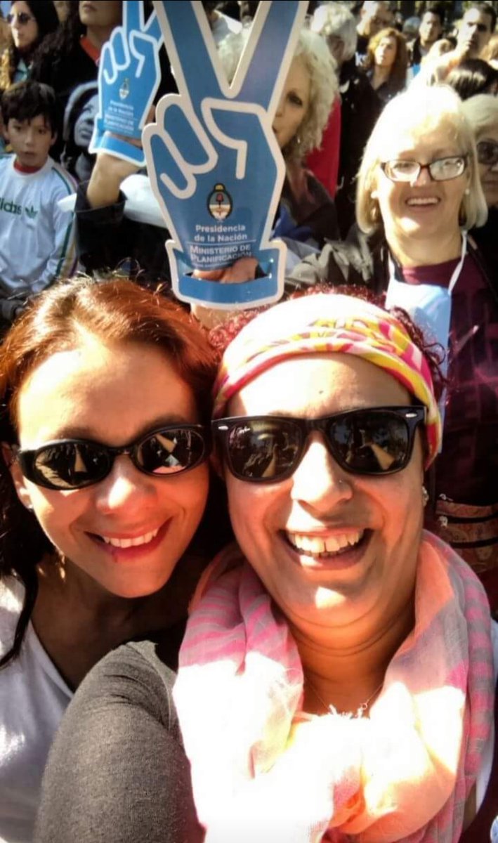 FERNANDACAVALLO's tweet photo. Besitos estés donde estés querida Pato!!! #HastalaVictoriaSiempre!!! https://t.co/6tHyJBcKhD
