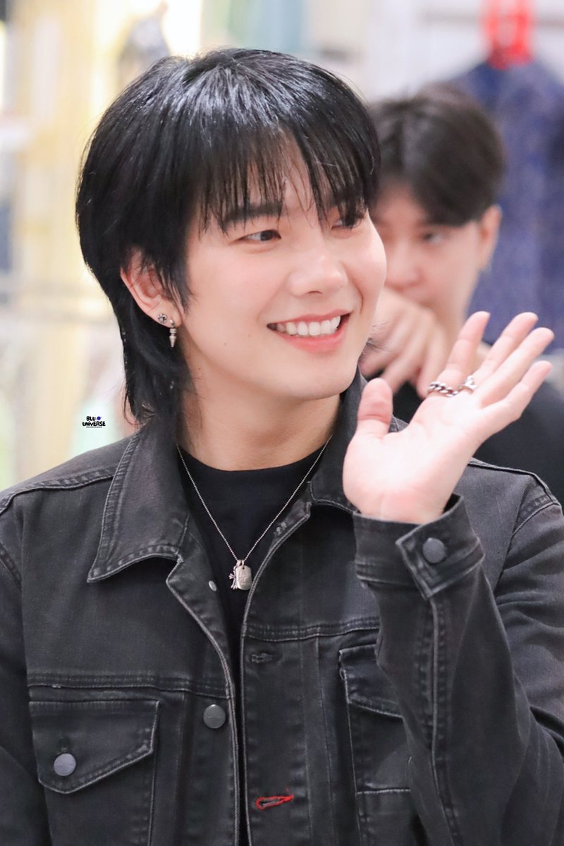 bluuniverse0406's tweet photo. น่ารักรอบที่ล้าน 

Build Wearing Denim
220924 #RBSJackRusselXBuild
꒰ @JakeB4rever #BuildJakapan ꒱ 
 
#bluuniversepic https://t.co/Ru9FDKZSsz