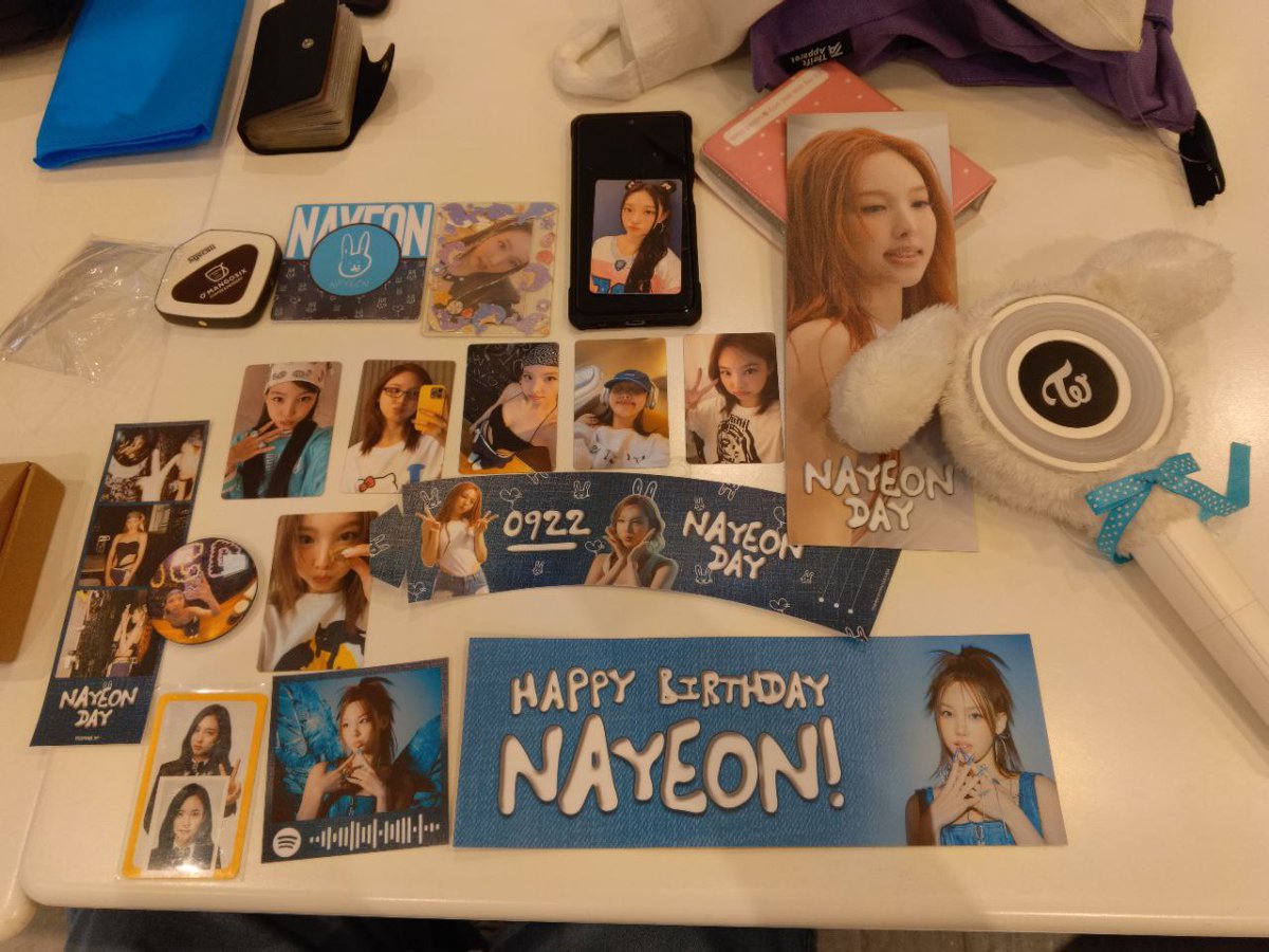 2ice_k's tweet photo. Happy Nayeon Day!🐰💙

#T9PNayeonCSE2024 #HappyNayeonDay https://t.co/RAkjxiCPTe