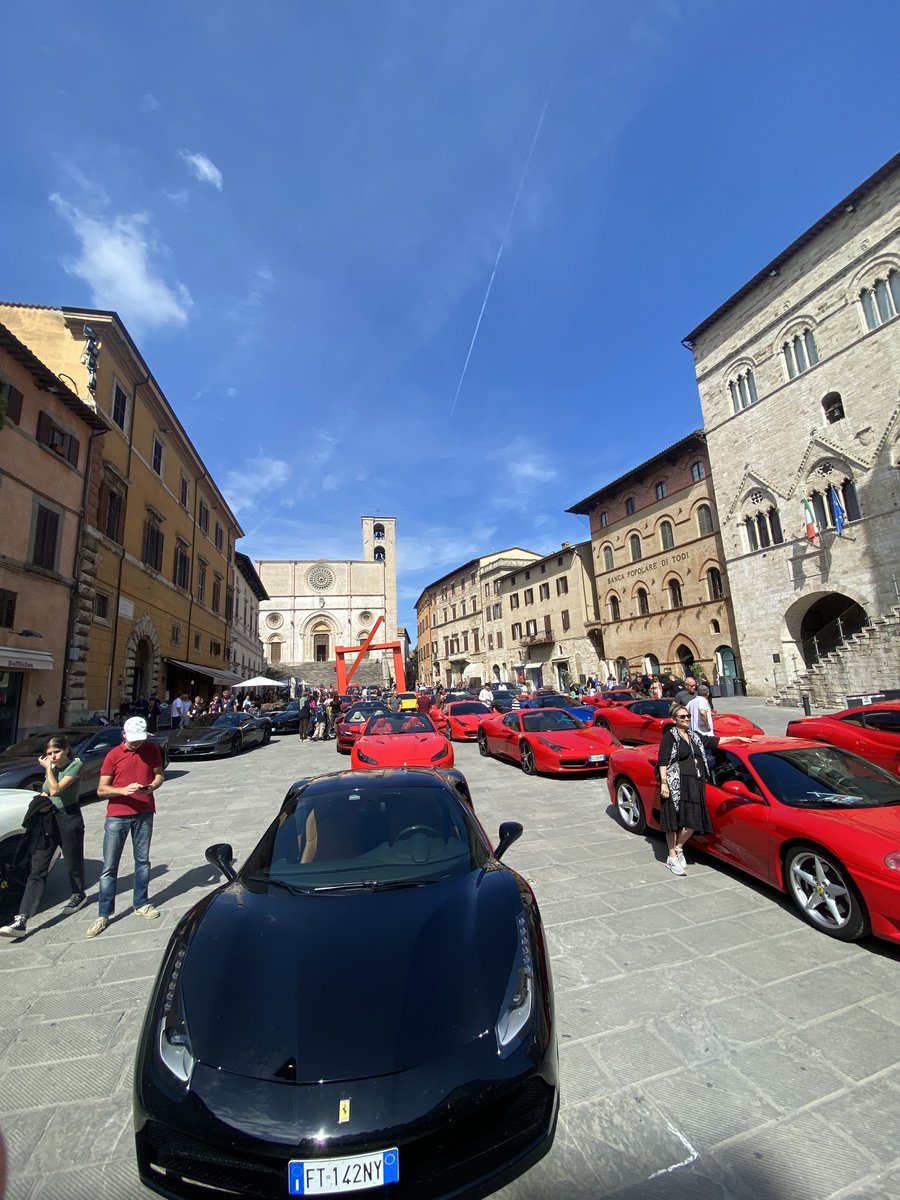 aleandrofagioli's tweet photo. ❤️ Ferrari 🏎️ 

#22settembre #Ferrari  #Umbria 
#Todi #FerrariDay #sundayvibes 
#streetphotography #picture
@ScuderiaFerrari @Ferrari https://t.co/wcGigrINwU