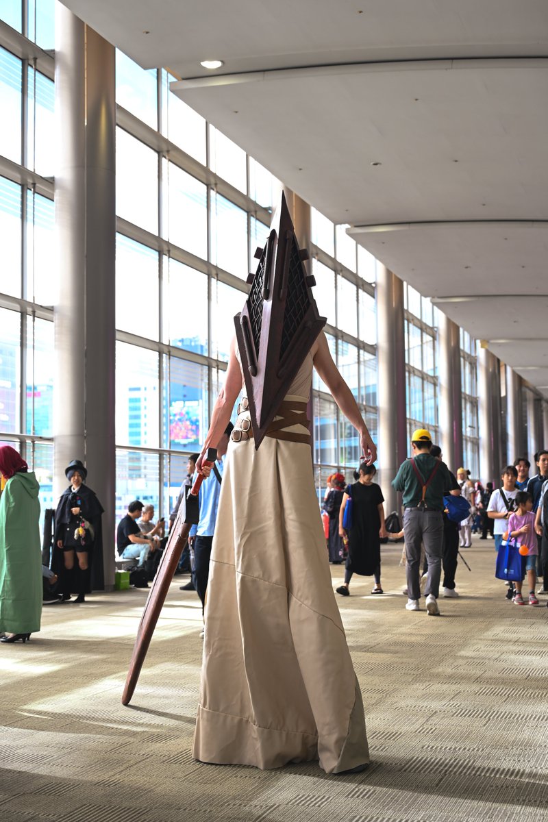 GG94854971's tweet photo. 09/22 코엑스, 한일축
#삼각두 #pyramidhead https://t.co/clyoRJqGiK