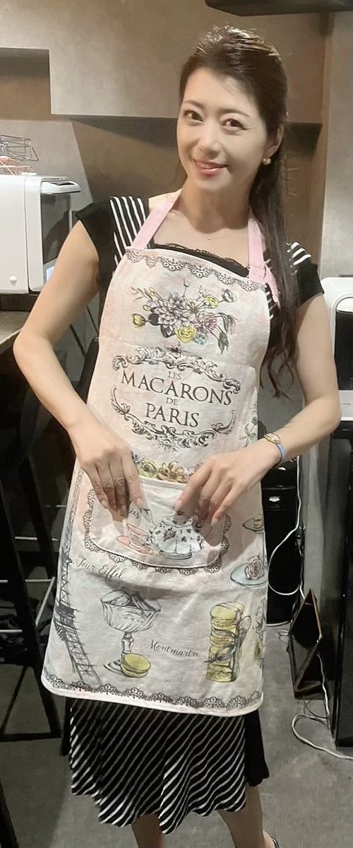 昨日はパン教室イベント東京🍞
手捏ねで林檎のメープルリング上手でした🍎
今日のクルーザーイベント強風で中止➡︎
🚤代替えミニバーイベント♡
船上で着るつもりだったビキニ姿👙
食事メニューはミニバー仕様に切り替えて、地上でも楽しんで頂けたかな♪
ご参加下さった皆様ありがとうございました😊 https://t.co/D8b6CylH1L