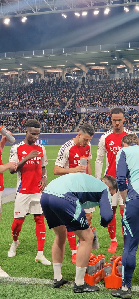 racingblogger's tweet photo. 💷 IF ARSENAL BEAT MAN CITY AND BUKAYO SAKA SCORES ANYTIME: 😍

I'll give £250 Cash to One of YOU Lucky People! 🤝 💷 

To Enter: 👇

1️⃣ RT This Tweet
2️⃣ Like This Tweet
3️⃣ Follow @racingblogger

GOOD LUCK GOONERS! 🏆 
 
#Win #MCIARS #COYG #Arsenal ���⚪️ https://t.co/jgy6zpYV3X