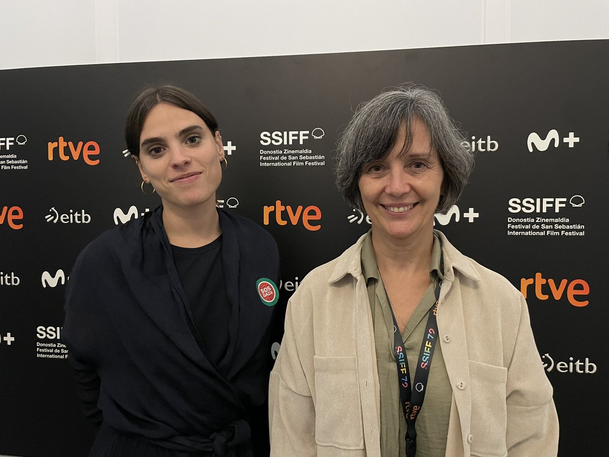 Arantxa Aguirreren ‘Ciento Volando’ estreinatuko dute gaur Zinemira sailean. Eduardo Chillida sortu zenetik mendea betetzen delarik, bere ondareaz hausnartzen du dokumentalak.

Jone Laspiurrek egin ditu elkarrizketak, « entzule » gisa. Bihar, Goiz Berrin, <a href="/euskalirratiak/">Euskal Irratiak</a>.