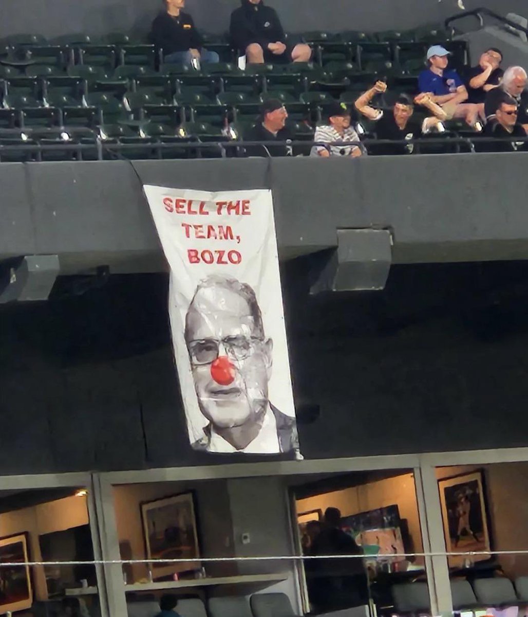 big6live's tweet photo. Every team in the American League except the @whitesox is over .500, and the American League Central is 35 games under .500 😒 #mlb #BaseBall #WhiteSox https://t.co/u9woC2YR0l