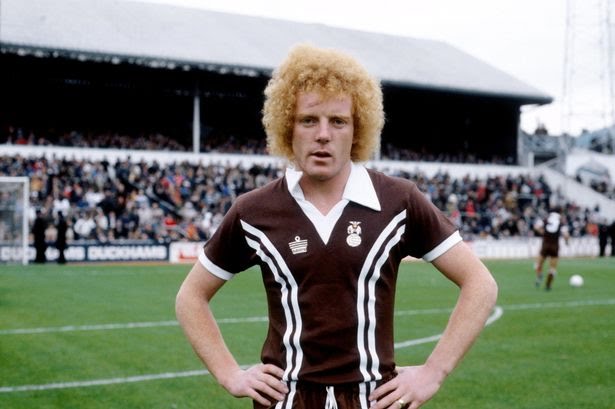 KPDEC88's tweet photo. @soccerazpod Coventry City Chocolate Kit. https://t.co/3dLsb9eUGZ