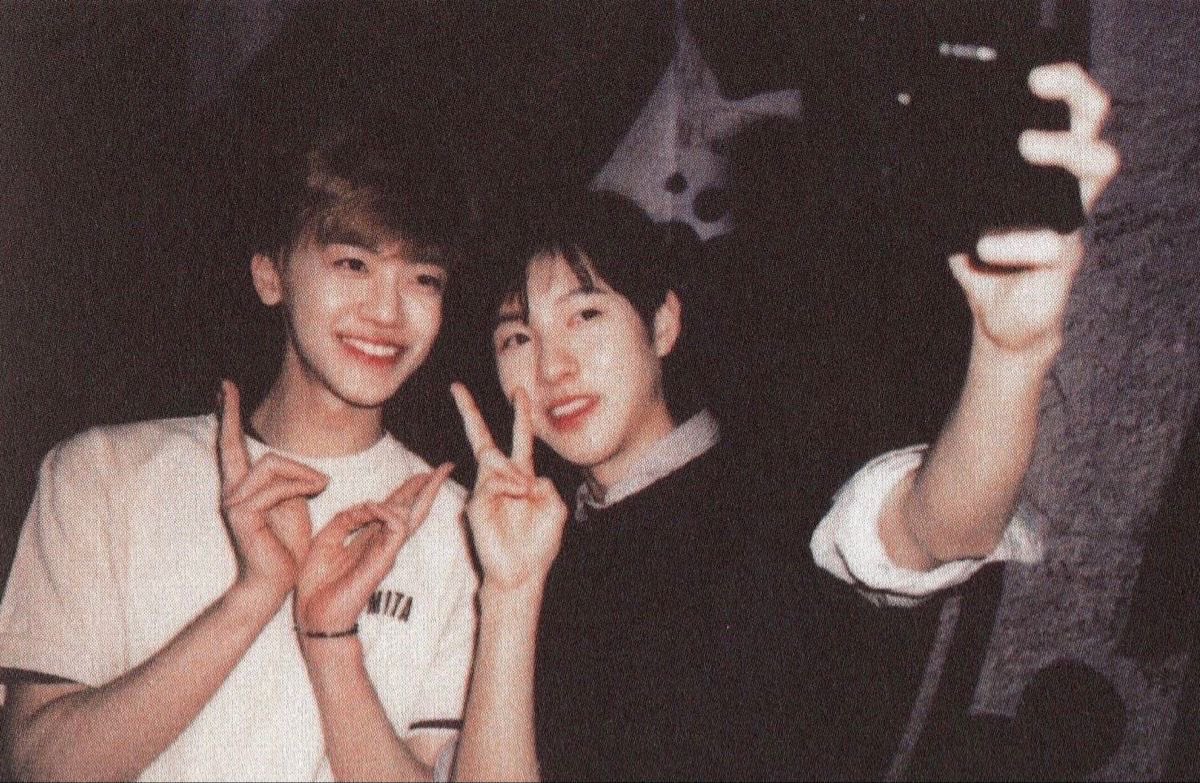 arawatsulat's tweet photo. at seventeen.
a #renmin / #jaemren au

- completed / part 2 of ceo rj x sec jm series specials
- (mainly) high school jaemren
- chaptered fic (3 chapters)
- 55k words
- tw; family issues/mental health

🖇️ https://t.co/e5uj1Rr48l https://t.co/NuswP5kfje