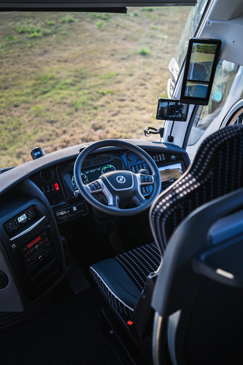 Committed to providing the very best service to our clients, we are proud to introduce two brand new <a href="/DAFTrucksUK/">DAF Trucks UK 🇬🇧</a> <a href="/IrizarUK/">Irizar UK</a> i6s efficient coaches to join our fleet.

Check out our first pictures 👈🏻

For all enquiries please email info@southeastcoaches.co.uk 📲