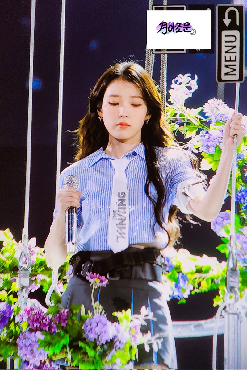 월아조운 tweet media