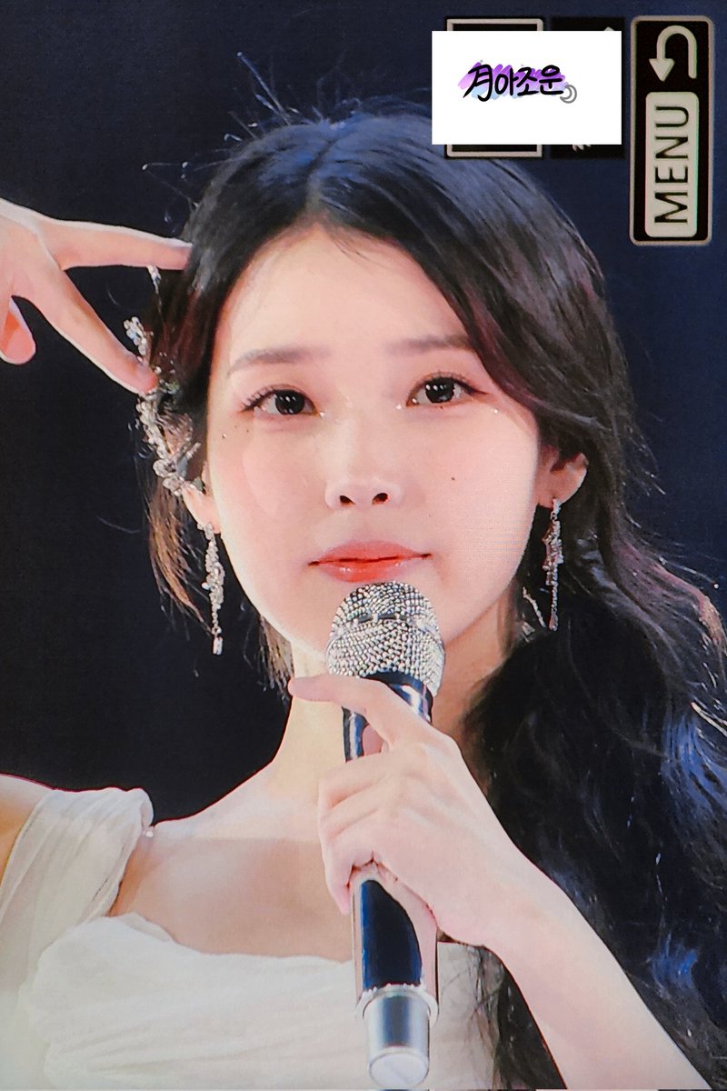 월아조운 tweet media