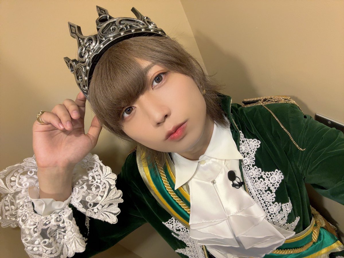 yuya_hozumi's tweet photo. 朗読劇 #TheVoiceWars三声王の歓笑 大阪公演決定ありがとうございました🤴

めちゃくちゃヒリヒリした2公演でした🥹🥹🥹
皆さんが笑ってくれたのでまたこういうのできたら良いな☝️ https://t.co/mGBVLLspdb