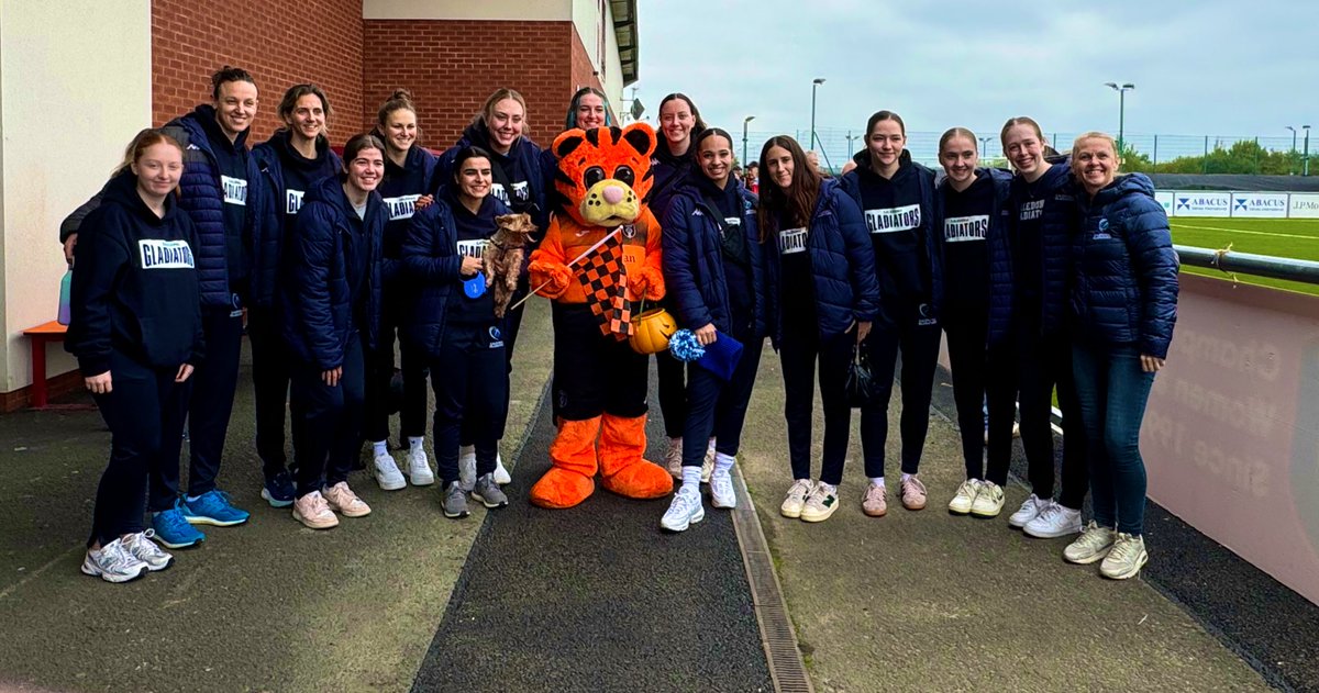 Lisapalombo1's tweet photo. @Cal_Gladiators out in support of @GlasgowCityFC v Hibs
#PartnersInSport
#GlasgowCityFC
#CaledoniaGladiators๐ด๓ ง๓ ข๓ ณ๓ ฃ๓ ด๓ ฟ https://t.co/DjT0Cx6MJA