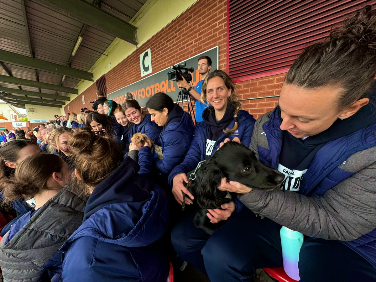 Lisapalombo1's tweet photo. @Cal_Gladiators out in support of @GlasgowCityFC v Hibs
#PartnersInSport
#GlasgowCityFC
#CaledoniaGladiators๐ด๓ ง๓ ข๓ ณ๓ ฃ๓ ด๓ ฟ https://t.co/DjT0Cx6MJA