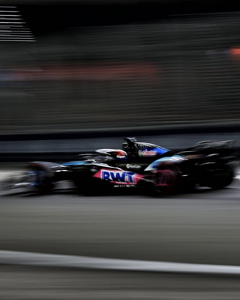 AlpineF1Team's tweet photo. LAP 7/62 

Getting comfortable into this Grand Prix. Both drivers still remaining in position 👊 

Esteban - P13 
Pierre - P17 https://t.co/WxfFu1anaB