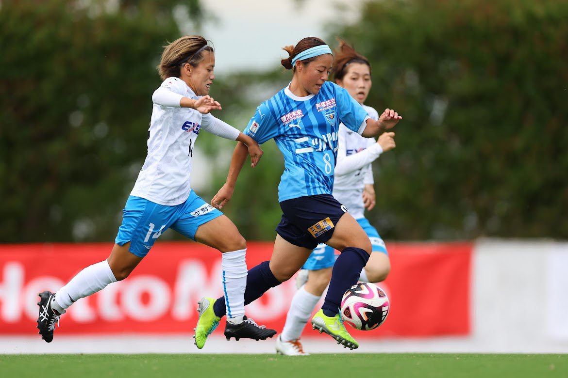 coco_muroi10's tweet photo. 復帰後初ゴール⚽️
今シーズン初のホーム保土ヶ谷でした！
沢山の方に来てもらえて、スタンド見たらハマブルーがいっぱいで幸せでした！🩵
みなさんの応援で、あと一歩頑��れる瞬間がたくさんあります。
勝ってみんなで笑いたい😌
今日も熱い応援ありがとうございました！！

#yfcseagulls
#yokohamafc https://t.co/DCbIgofXfX