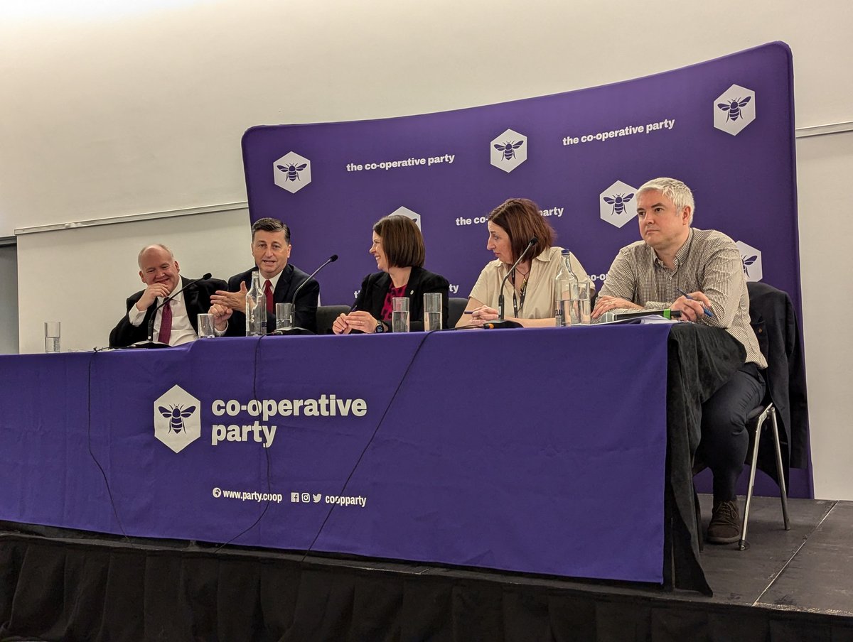 Ashley_Halstead's tweet photo. Excellent @CoopParty fringe on growing the sector with @Emma_Hoddinott @D_G_Alexander @RoseMarley1 https://t.co/wuBejhRcNg