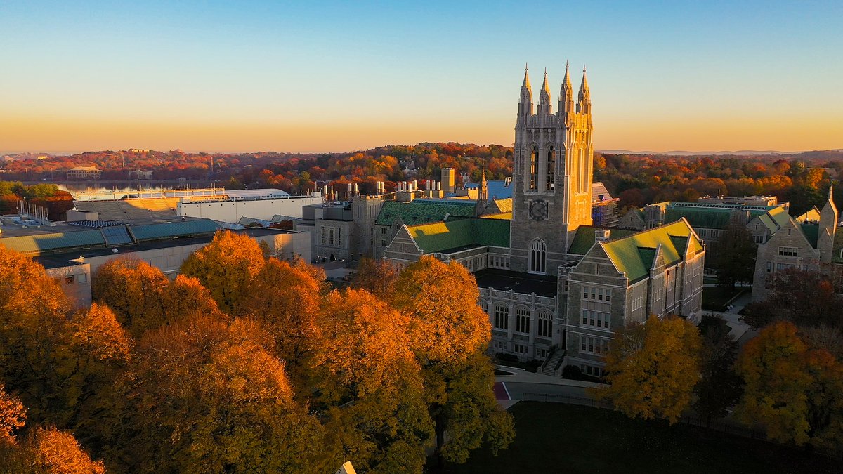 BostonCollege's tweet photo. Happy First Day of Fall, Eagles 🍂 What a gorgeous time to be on the Heights https://t.co/0bt7DZqn0H
