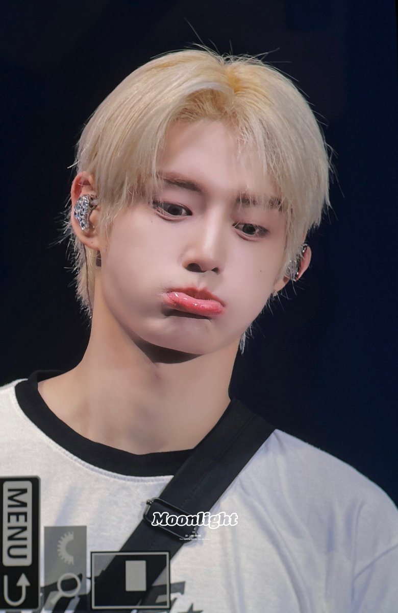 240922  멋있는 아기 🫠🍼

#김지웅 #KIMJIWOONG
 #キムジウン #ZEROBASEONE #ZB1 #제로베이스원