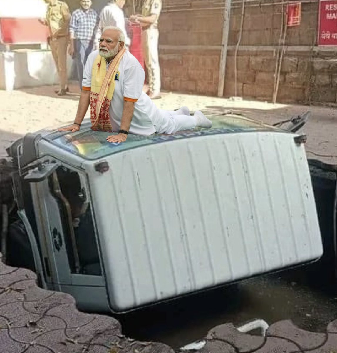 tanmoyofc's tweet image. YOGA DAY: Asana Patal Lok Taak 

#bookmyshowlive
#Hamster_Kombat #ModiInAmerica #RashmikaMandanna