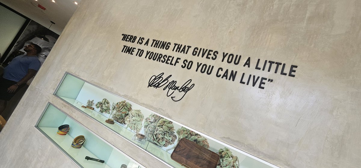 JoshTheFixer's tweet photo. There's a brand called Marley Natural at the Bob Marley Museum. Legal stuff. https://t.co/OGcHFKs7T0