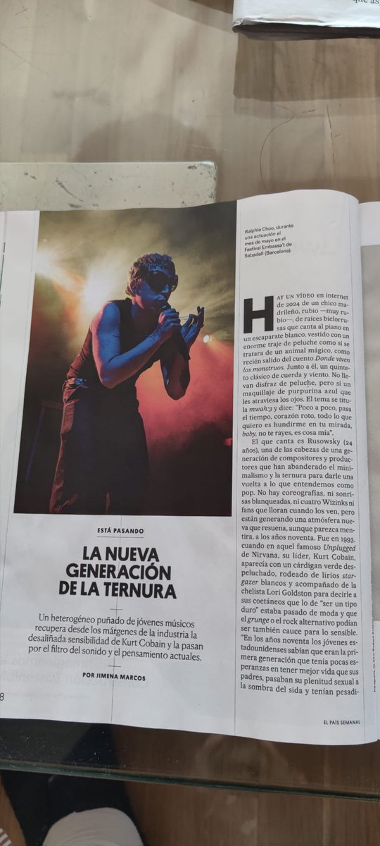 Hoy en <a href="/elpaissemanal/">EL PAÍS SEMANAL</a>: Rusowsky, amore, Ralphie Choo, pablopablo, irenegarry, Teo Planell, amore… Hablo con <a href="/paulaqe/">Paula Quintana</a>, Michael Azerrad y Tristán! Sobre esta generación de músicos qe beben del arte, de la literatura, la moda y de todo tipo de estilo y género musical (sealoqesea)