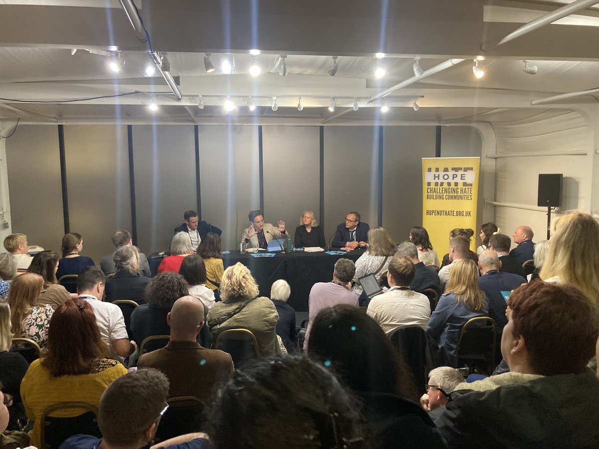 Standing room only for <a href="/hopenothate/">HOPE not hate</a>’s event on Tackling The Far Right (and Reform!) 💪 

<a href="/lowles_nick/">Nick Lowles</a> / <a href="/LewisAtkinson/">Lewis Atkinson MP</a> MP / <a href="/roswynnejones/">Ros Wynne-Jones</a> / <a href="/lewis_goodall/">Lewis Goodall</a> 

#Lab24 #ChangeBegins🌹