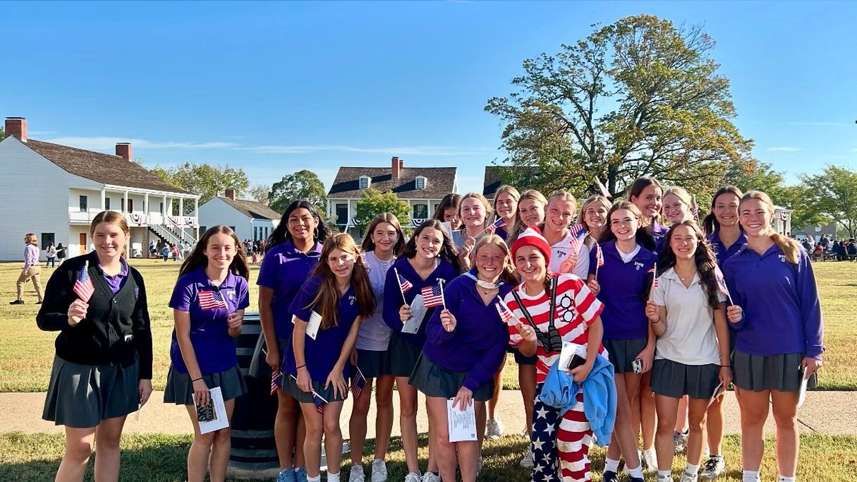 A great weekend away in Tulsa &amp; OKC and quick pitstop in Fort Scott for Coach Huw’s Naturalization ceremony! 🇺🇸 🏴󠁧󠁢󠁷󠁬󠁳󠁿 🏑🥵☀️