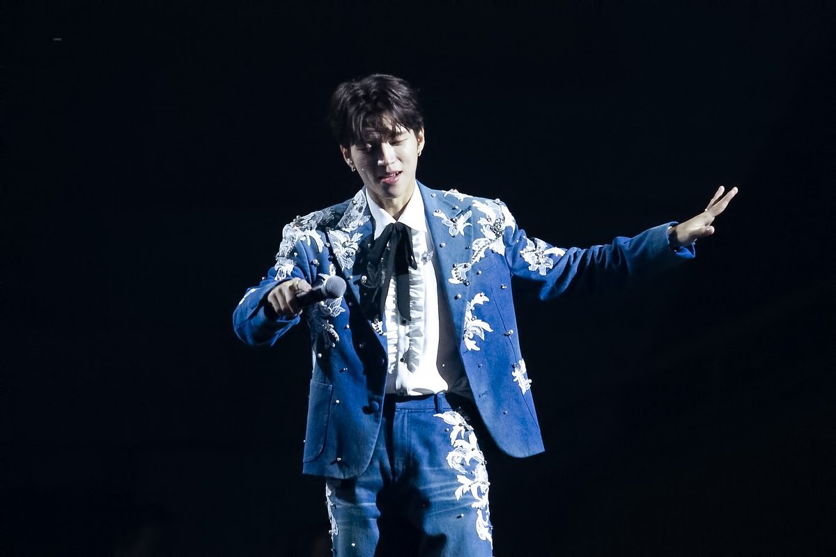 oing12_6's tweet photo. 240922 식목일 #우현 

preview  

저 파랑옷 진짜 잘 어울려 https://t.co/odw6XrZTk3