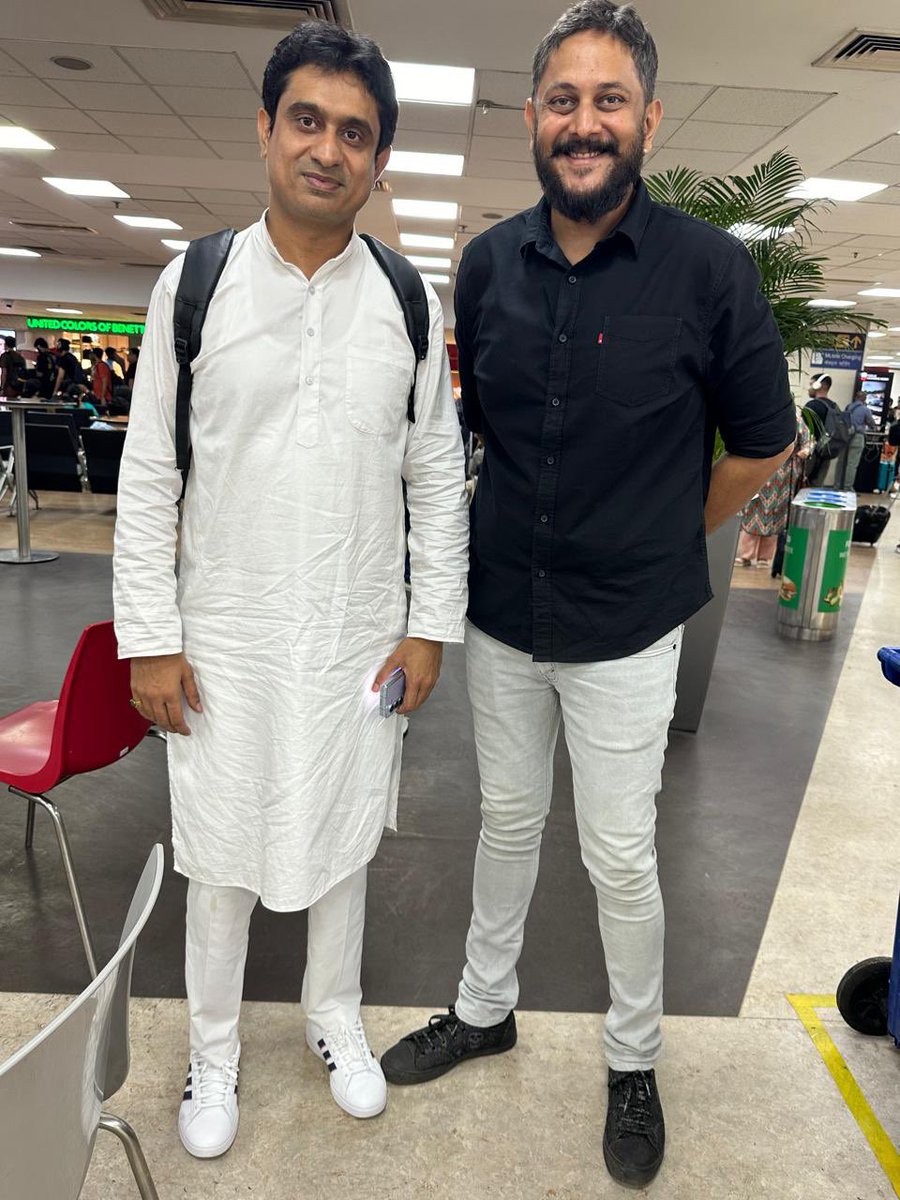 kvc_team's tweet photo. भारतीय राष्ट्रीय कांग्रेस के राष्ट्रीय अध्यक्ष @Uday_Bhanu9 जी से मुलाकात कर उन्हें अध्यक्ष बनने पर बधाई दी गई और संगठनों के मुद्दों पर भी सार्थक चर्चा करते हुई हमारे भांचा प्रभु श्री राम के ननिहाल छत्तीसगढ़  आने का आमंत्रण दिया ।
#छत्तीसगढ़  #YouthCongress @IYC @Kshitij_Dau https://t.co/G699Mq5QR4