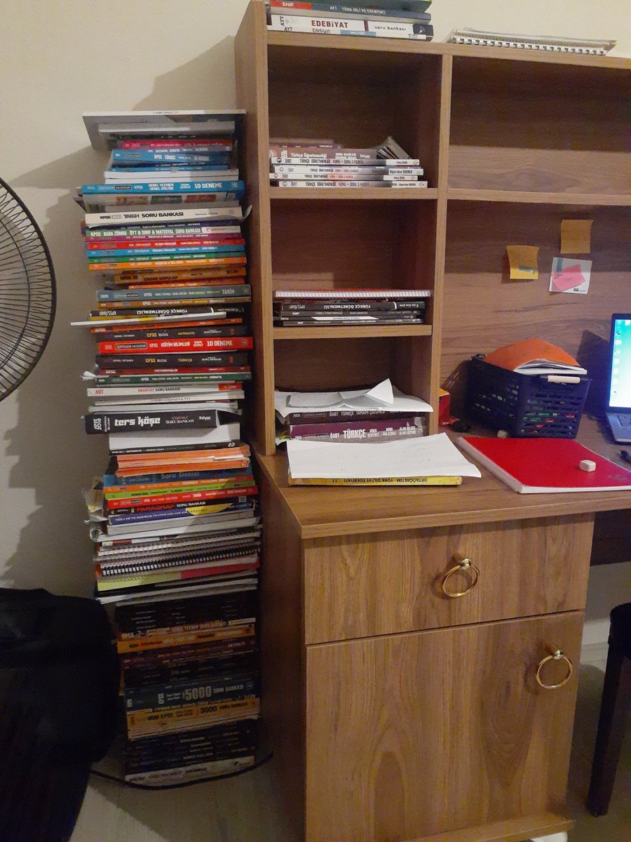 Ben bunca emeğimi komisyonların keyfi olarak verdikleri puanlar yüzünden heba olmasını istemiyorum. Ne kimsenin önüne geçmek istiyorum ne de kimsenin ardına düşmek istiyorum. Beni puanım ve sıralamam ile atayın. 

 #Meb20BiniYuvarlamalıAçıkla