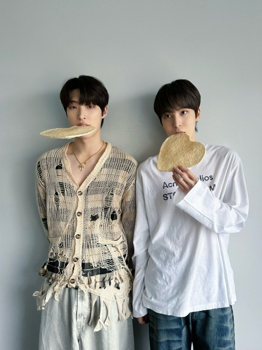 youhtgi's tweet photo. yungi heart 🥺🤍 https://t.co/Zgni5UmX9c