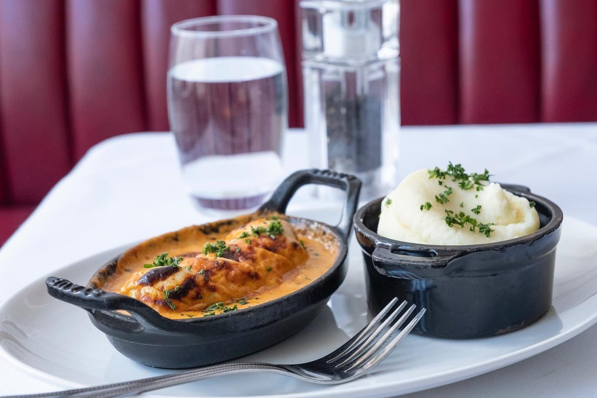 GuineaPigRestaurant tweet media