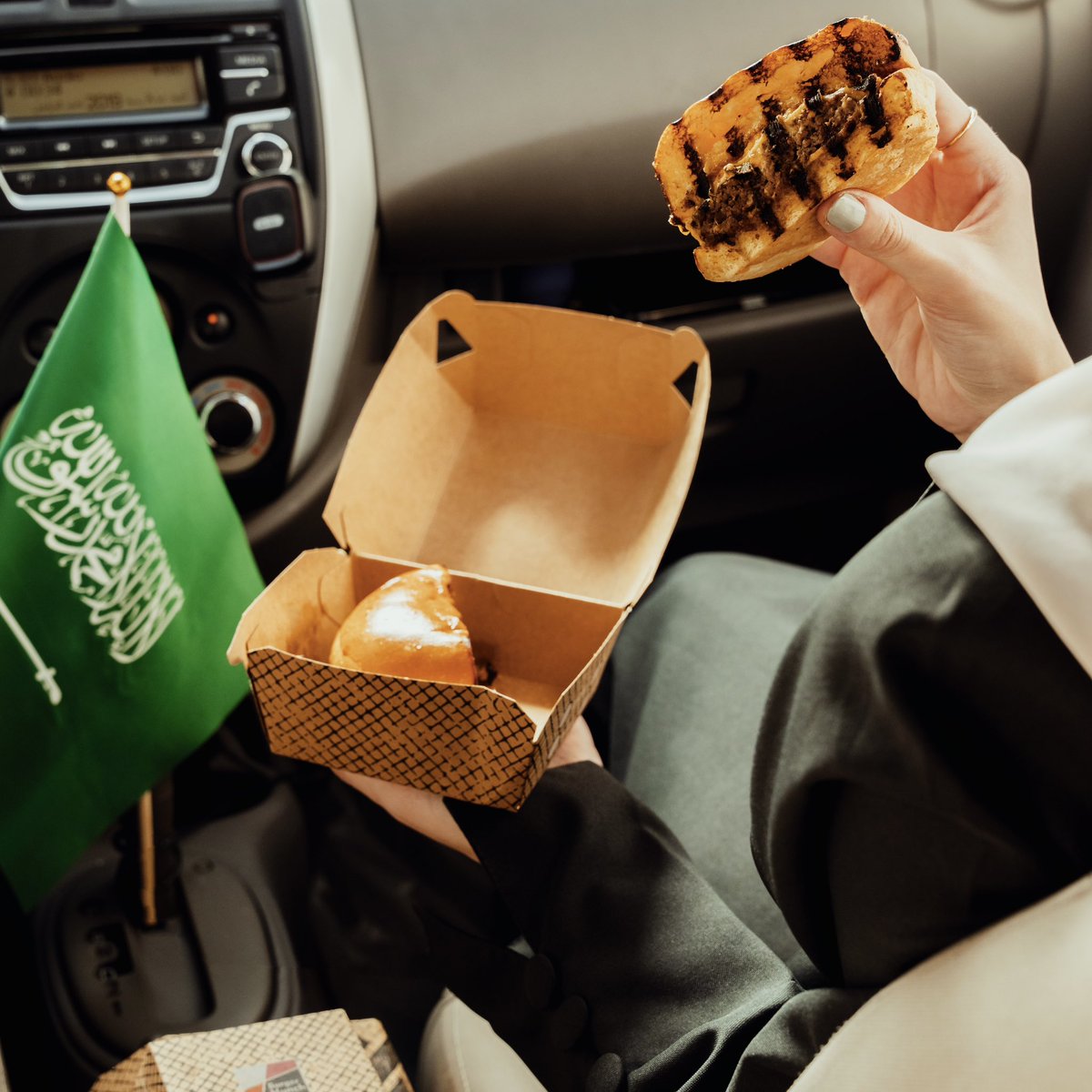 Burger Hunch | برجر هنش tweet media