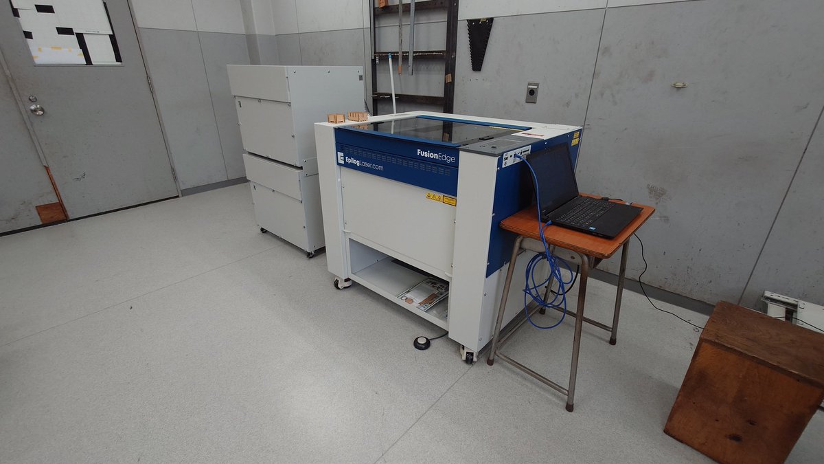 Epilog laser Fusion Edge24導入しました
授業で使っていきます
#fablab #技術科 #レーザー加工機