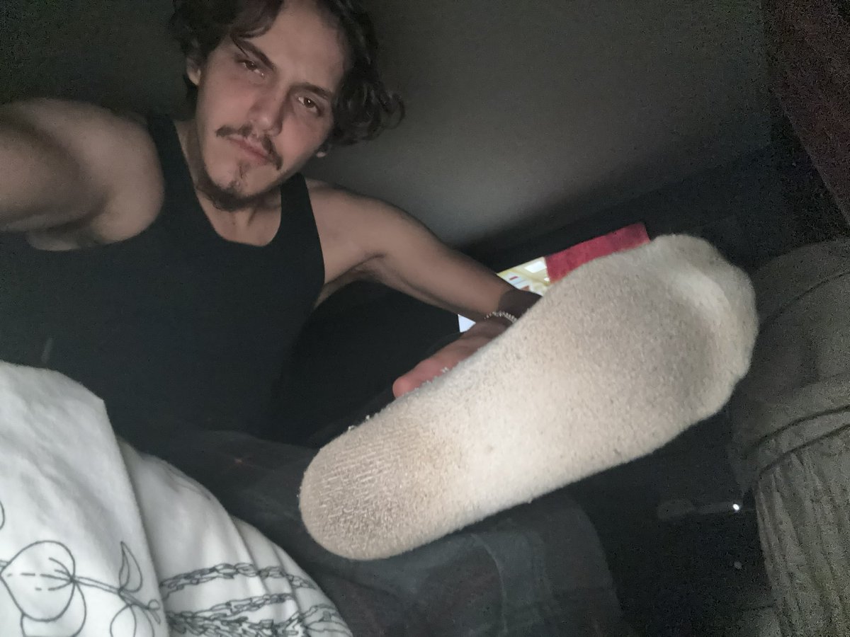 masterzell's tweet photo. Get in my DMs for some customs. Come get addicted to these godly soles😈 #customs #drains #gindom #cashmaster #alpha #feet #Feet #feetworshi̇p https://t.co/TsNDKIeSs2