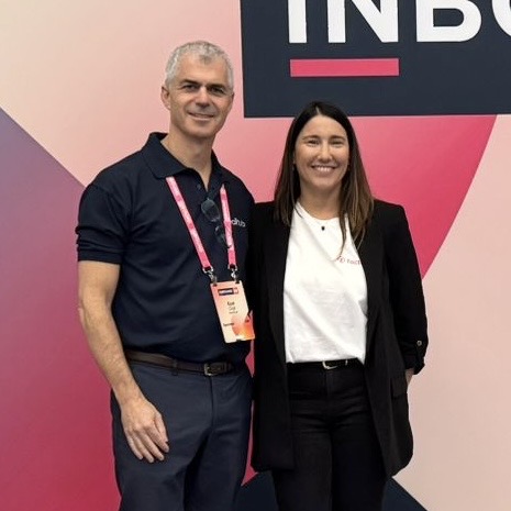 DealHub.io tweet media