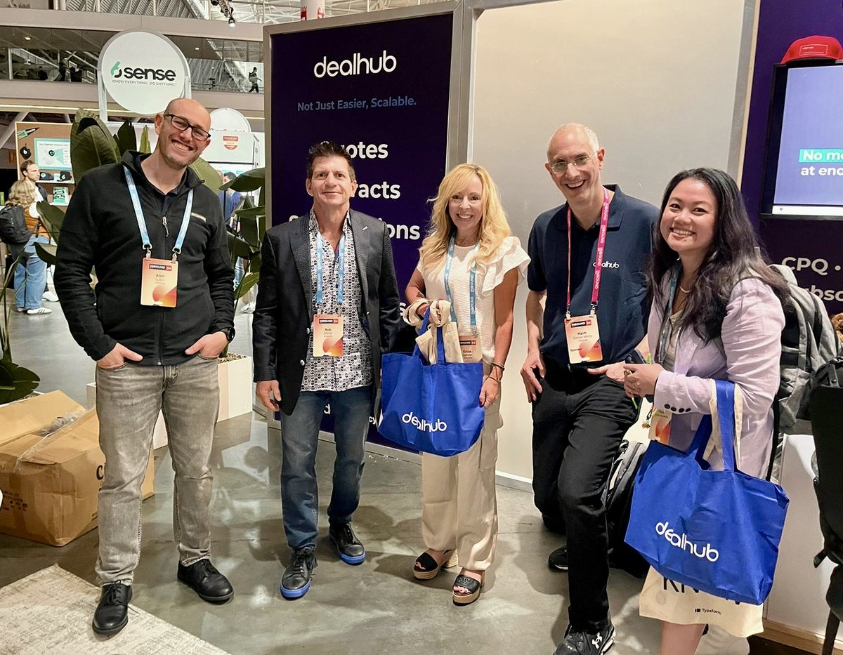 DealHub.io tweet media