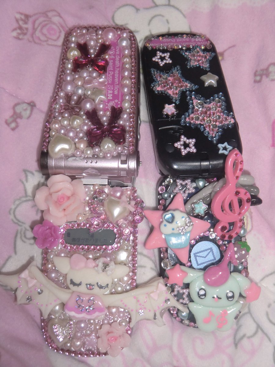 love.death.heaven.flow 🩸 tweet media