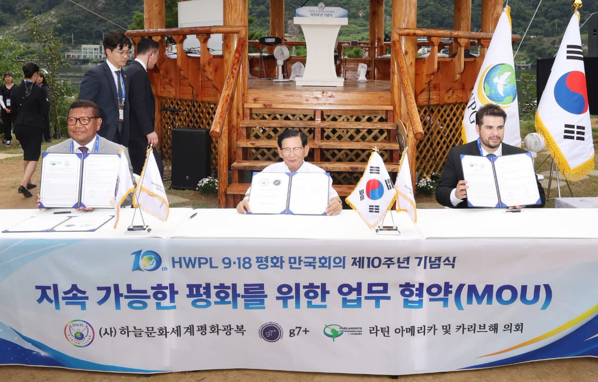 dabogmam's tweet photo. HWPL celebrates decade of global commitment to peace
https://t.co/2poUtVQfPT
#HWPL #WorldPeace #918WARPsummit #10th_Anniversary #Regional_Collaboration #World_Peace_Community #ManHeeLee #2024_WARPsummit https://t.co/PAOSBr4tTi