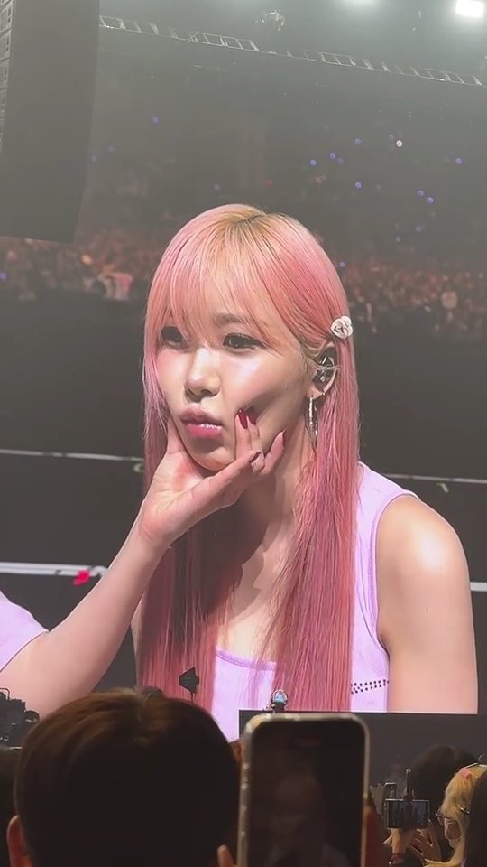 urmoon_aeri's tweet photo. GISELLE MY BABY MY CUTIE PIE😠🤏 https://t.co/ekSlf0D3hY